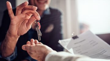 Antecontractul de vânzare-cumpărare: ce trebuie verificat înainte să dai avansul?